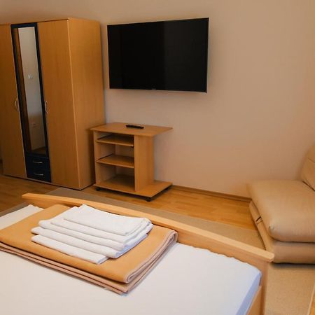 Motel Lav ชาพลินา ภายนอก รูปภาพ