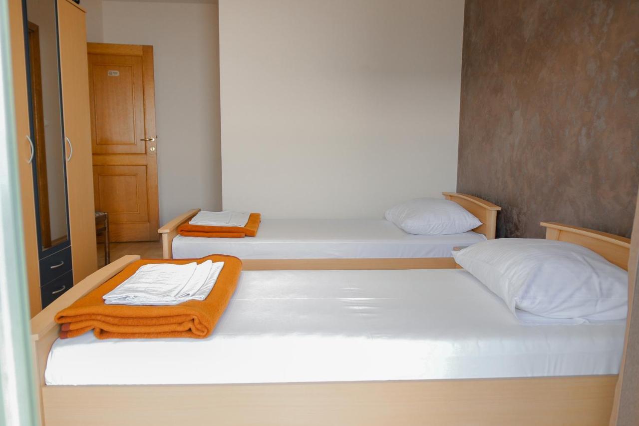 Motel Lav ชาพลินา ภายนอก รูปภาพ